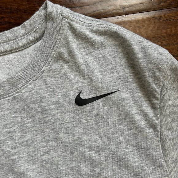 Nike mens long sleeve tee tshirt L large (fits like medium) heather gray dri fit - Picture 3 of 4
